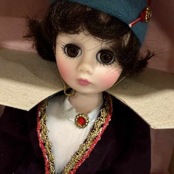 Madame Alexander Romeo Doll 1360 with Red Tights NIB w/ Tags & receipt - Picture 4 of 8